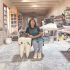La artista plástica oaxaqueña Mari Garnica, en su estudio.