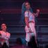 Karol G regala viaje de luna de miel a una pareja durante concierto en Chicago