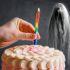 Vela de cumpleaños se mueve sola y desata teorías de un fantasma