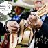 Músicos de mariachi tocando.
