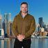 Tom Welling de ‘Smallville’ publica foto y su reflejo en la ventana lo delata