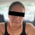 Fotografía de Noemí Cupil de la Cruz, alias "La Patrona" o "La Reina del Cártel de San Lorenzo", con el rostro censurado, tras ser detenida en Ciudad del Carmen, Campeche, por fuerzas federales.