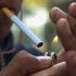 En hogares parte de los ingresos por programas sociales se usan para comprar cigarros. (Cuartoscuro)