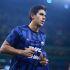 José Juan Macías saliendo a calentar.