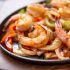 Cómo hacer fajitas de camarón para Cuaresma
