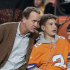Peyton Manning terminó su carrera en la NFL como uno de los mejores quarterbacks en la historia; su hijo Marshall, de 14 años, apunta para seguir con la tradición de la familia de jugar en la liga.