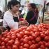 El tomate saladette es de los más afectados con precios desde los 47 hasta los 69.99 pesos, dependiendo del punto de venta.