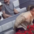 Enzo Fernández tuvo un sitio privilegiado para ver el tenis en Madrid; detrás de él estaban Jude Bellingham y Vinicius Junior.