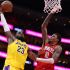 Con más de 40 años, LeBron James llevó a Lakers a sentenciar la serie ante los Houston Rockets en el Toyota Center.