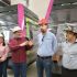 Funcionarios y supervisores recorren una estación del teleférico de Morelia durante la revisión del avance de obra en Michoacán.