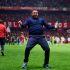 Antonio Mohamed celebra efusivamente la clasificación de los Diablos Rojos a la final de la Copa de Campeones de Concacaf.