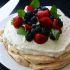 Receta de pavlova con frutos rojos