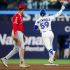 Brandon Valenzuela vivió la mejor noche de su carrera en Grandes Ligas al conectar 4 hits, incluido un jonrón de 3 carreras, en la victoria de los Azulejos de Toronto.