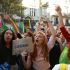 Miles de manifestantes marcharon hacia Plaza de Mayo para exigir mayor presupuesto para universidades públicas argentinas.