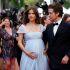 Barbara Palvin y Dylan Sprouse anuncian embarazo en Cannes.