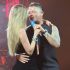 Alejandro Sanz y Stephanie Cayo protagonizaron un romántico momento en Las Vegas.