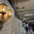 Trabajadores consultados en el sitio indicaron que los candelabros son primordialmente decoración