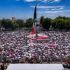 La explanada del Palacio de Gobierno en Sinaloa se llenó con mujeres, hombres, jóvenes, familias completas, representantes sociales, militantes y simpatizantes del movimiento de la 4T.