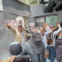 Tras irrumpir en la sede de la SEP en avenida Universidad, maestros de la CNTE vandalizaron y realizaron quemas en el interior del inmueble.