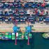 El gobierno federal anunció la eliminación de la dictaminación de Avisos en materia de comercio exterior que se presentan ante dichas autoridades a través de la Ventanilla Única de Trámites de Comercio Exterior, lo cual agilizará las actividades económicas.Lo anterior, en el marco del decreto publicado en el Diario Oficial de la Federación el 4 de mayo de 2026, en el que se habilita la Ventanilla Única de Trámites de Comercio Exterior y se establece que operará bajo la estandarización, interoperabilidad, uso de datos, trazabilidad, seguridad de la información, enfoque de persona usuaria, mejora continua y eliminación de cargas administrativas innecesarias.En este sentido, los Avisos ya no requerirán una resolución expresa, al tratarse de trámites considerados autogestivos.La medida obedece a que dichos trámites tienen como finalidad únicamente informar sobre la realización de actividades reguladas por dichas autoridades. Esto no exime a los particulares regulados del cumplimiento de las disposiciones normativas en la materia, por lo que continúan sujetos a las acciones de verificación, vigilancia y control de la Secretaría de Economía, el Servicio de Administración Tributaria y la Agencia Nacional de Aduanas, y, en su caso, a las sanciones administrativas que les resulten aplicables.Cabe señalar que se exceptúan de la medida los trámites de “Avisos automáticos de importación de productos siderúrgicos”, “Avisos Automáticos de Exportación de Tomate Fresco”, así como “Avisos automáticos de importación de máquinas de funcionamiento eléctrico, electrónico, mecánico o combinación de ellos, a través de las cuales se realicen sorteos con números o símbolos sujetos al azar”, únicamente en su modalidad de “informe de observaciones respecto de los estándares mínimos de seguridad que deriven de cualquier inspección de supervisión de cumplimiento”.Asimismo, se excluyen las modalidades de “Modificación Alta de domicilio de una planta, bodega o almacén-PROSEC” y “Modificación Baja de domicilio de una planta, bodega o almacén-PROSEC”.Estas exclusiones responden estrictamente a los ajustes técnicos que actualmente deben implementarse en los sistemas correspondientes.