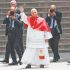 El Papa llamó también a los catalanes a aprender “a detenerse, a dar valor a las cosas importantes” para desarrollar “un pensamiento crítico”.