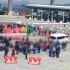 Normalistas de Ayotzinapa bloquean la autopista Mexico-Cuernavaca.