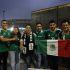Algunos aficionados han tenido que caminar casi dos kilómetros para llegar al Estadio Ciudad de México