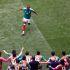 Julian Quinones celebra el primer gol del Mundial 2026.