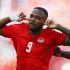Cyle Larin logró el gol del empate para Canadá.