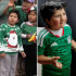 Santi recibió una camiseta de la Selección Mexicana.