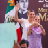 La presidenta Claudia Sheinbaum entregó en Tijuana tarjetas de la Beca Rita Cetina para útiles y uniformes escolares a estudiantes de primaria.
