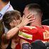 Taylor Swift y Travis Kelce reaparecen tras su boda secreta luciendo anillos oficiales