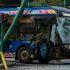 Choque de trolebús en Eje Central deja al conductor hospitalizado. La unidad de STE circulaba sin pasajeros en la alcaldía Cuauhtémoc.