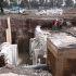 Actualmente se construye una lumbrera de seis metros de profundidad, que permitirá introducir la tuneladora encargada de perforar por debajo de Zaragoza