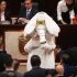 El senador Luis Carlos Rua, conocido como "Elefante Blanco", viste un disfraz de elefante durante la instalación del Congreso en Bogotá.