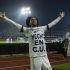 César 'Chino' Huerta celebra gol con playera de 'Re hecho en C.U."