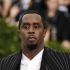 Sean "Diddy" Combs no saldrá de prisión en la fecha establecida.