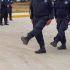 policías