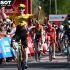 El británico Matthew Brennan se impuso en el esprint final de la etapa de 214.3 km entre Monaco y Manosque.