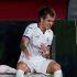 Franco Mastantuono dejó una imagen de su molestia tras ser sustituido de su primer partido en la Serie A con la Fiorentina después de haber sido cedido por el Real Madrid.