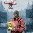 Ilustración de un delincuente maniobrando un dron.