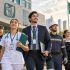 Trabajadores de distintos sectores en México representan el crecimiento del empleo formal registrado ante el IMSS durante agosto.