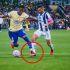 La jugada polémica del penal. Un pisotón de Cristian Borja sobre Jesús "Tecatito" Corona en el primer tiempo