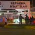 Un vigilante de Pemex murió y otro resultó herido tras un ataque armado en la Puerta Norte de la refinería General Lázaro Cárdenas.