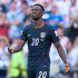 Folarin Balogun pudo disputar los octavos de final del Mundial pese a su expulsión en la ronda anterior.