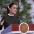 La presidenta de México, Claudia Sheinbaum, subrayó que el programa Sembrando Vida es único en el mundo, el cual une el bienestar social con la conservación comunitaria y la restauración ecológica.