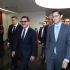 El líder de los senadores de Morena, Ignacio Mier, acompaña al Canciller Roberto Velasco, a su comparecencia ante el pleno del Senado