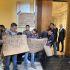 Un grupo de casi 20 trabajadores del Museo del Palacio de Bellas Artes (MPBA) protestaron ayer en el Área de Murales.