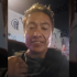 El creador de contenido Carlitos Ricardo Parias acusa que agentes federales le dispararon en Los Ángeles. Un juez desestimó sus cargos, pero sigue bajo custodia.