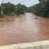 Las fuertes lluvias también impactaron la prestación de servicios básicos. En el municipio de Paso del Macho, la Oficina Operadora de Agua suspendió el funcionamiento de las bombas de captación.